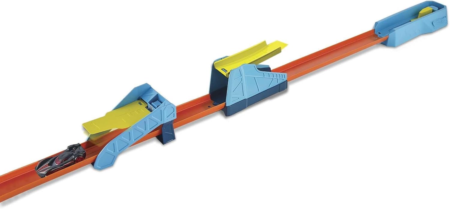 13 Component Parts 1:64 Scale Toy Car Track Set E51704