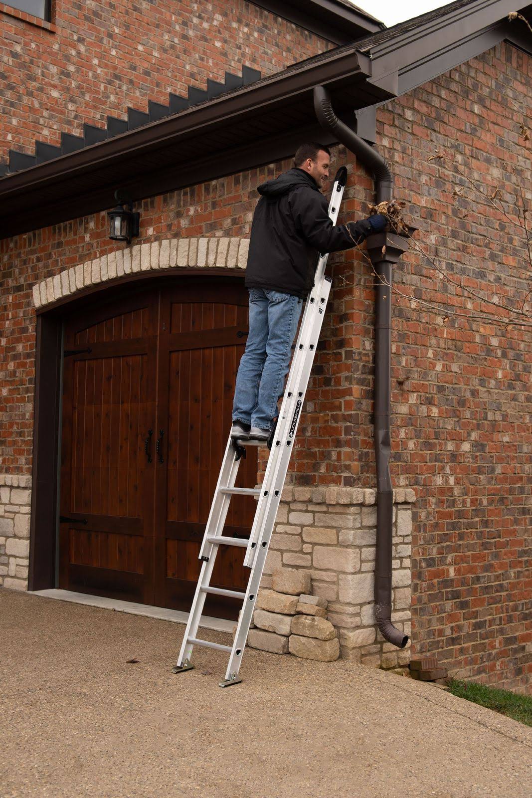 16-Foot Aluminum Step Ladder Type II B9290
