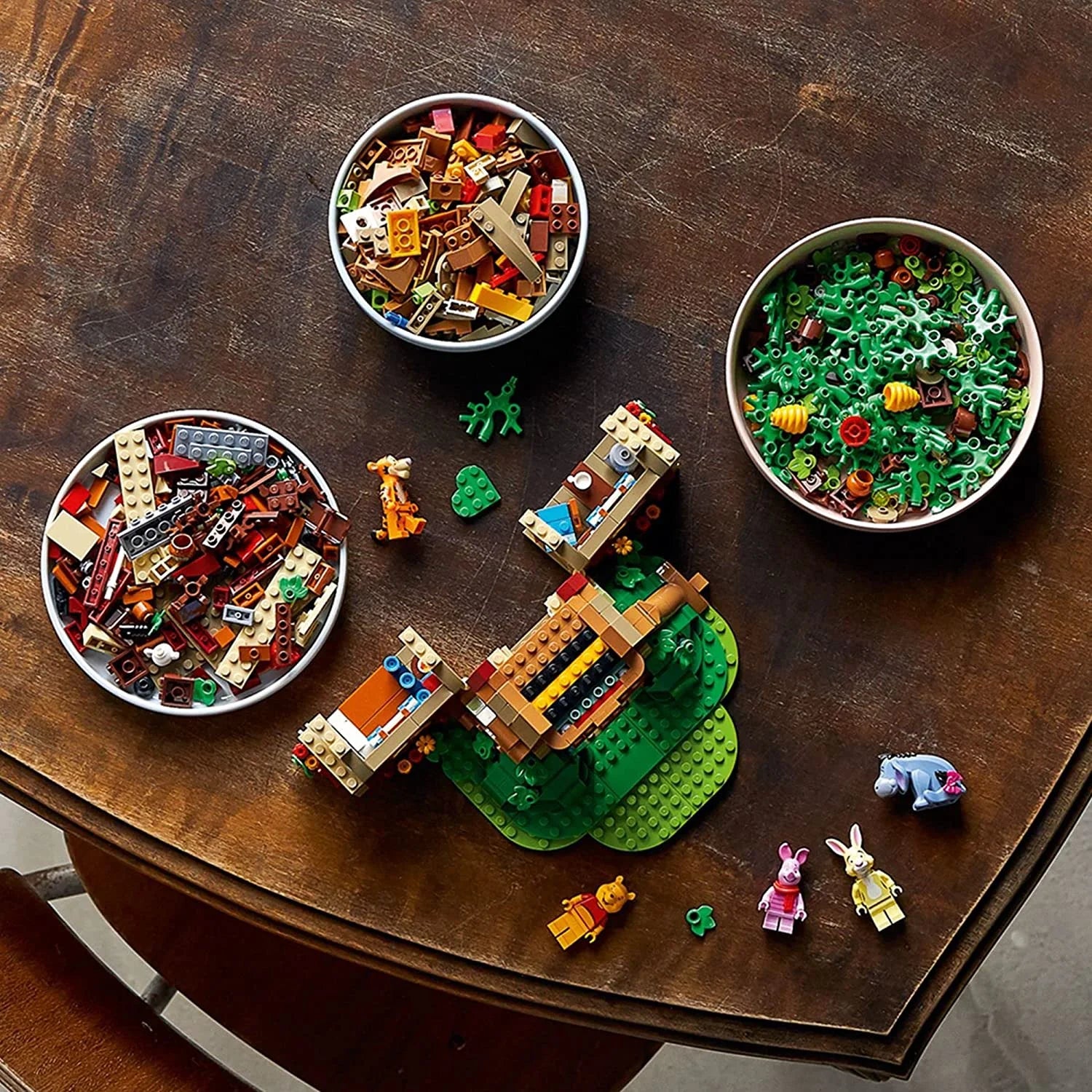 LEGO Building Set with Minifigure Y215734