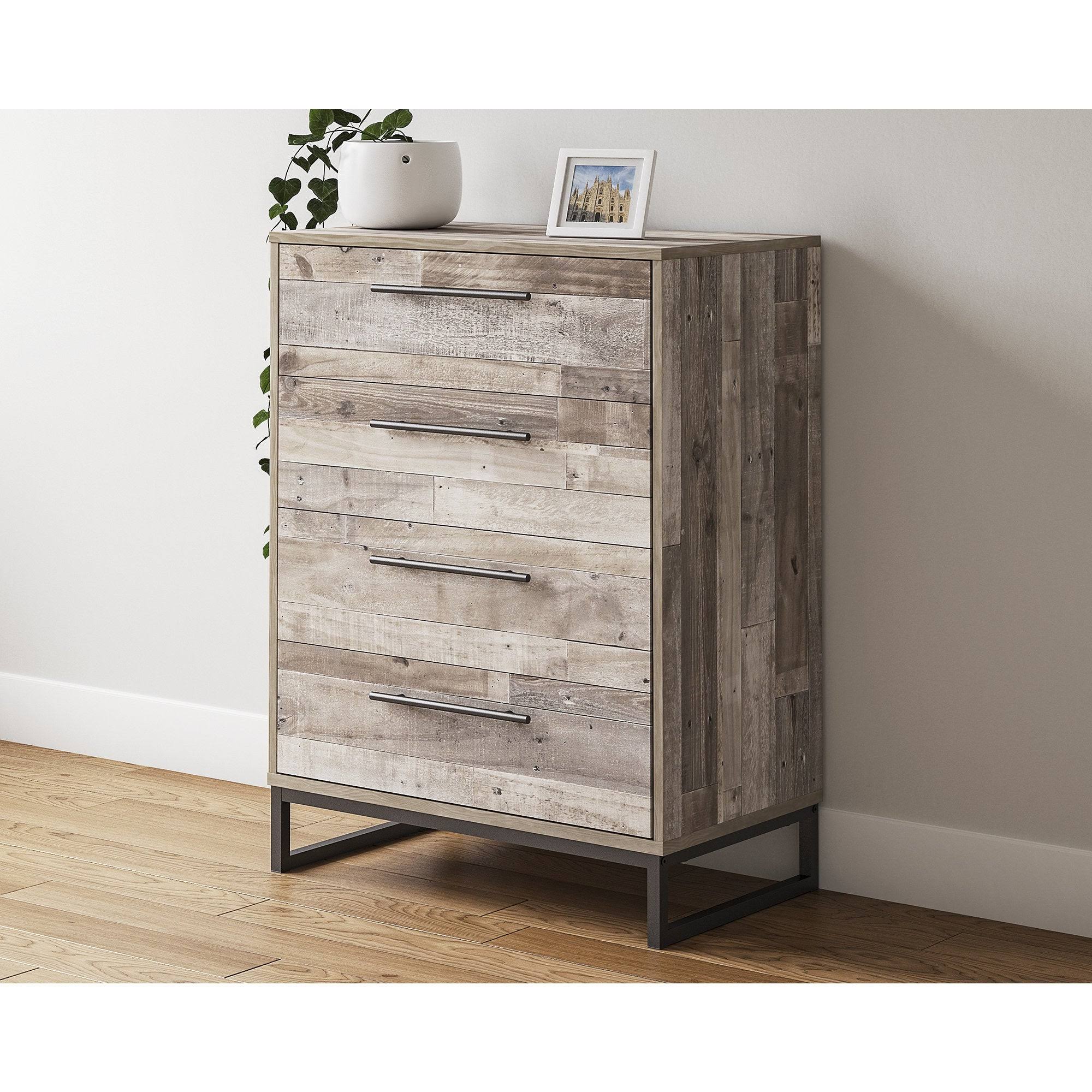 Whitewash 4-Drawer Chest S57767