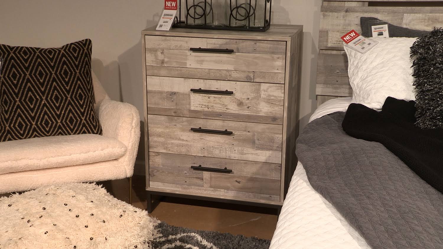 Whitewash 4-Drawer Chest S57767