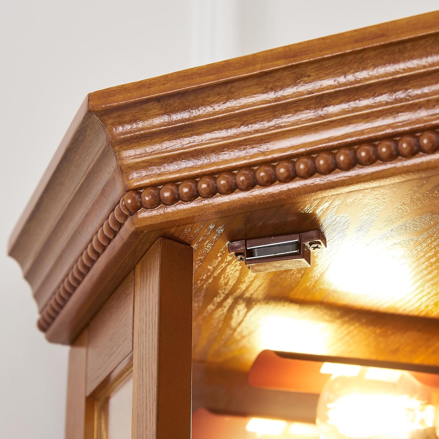 Oak Corner Curio Cabinet with Lights, Adjustable Tempered Glass Shelves, Mirrored Back S441645
