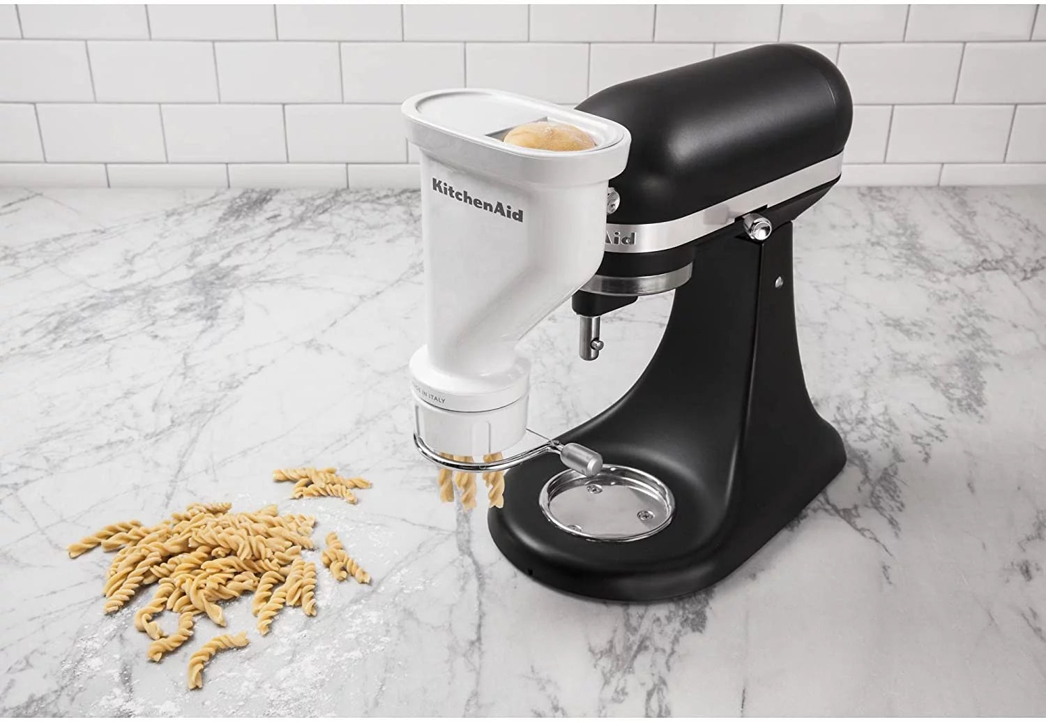 White Pasta Press Attachment with 6 Interchangeable Pasta Plates I792062