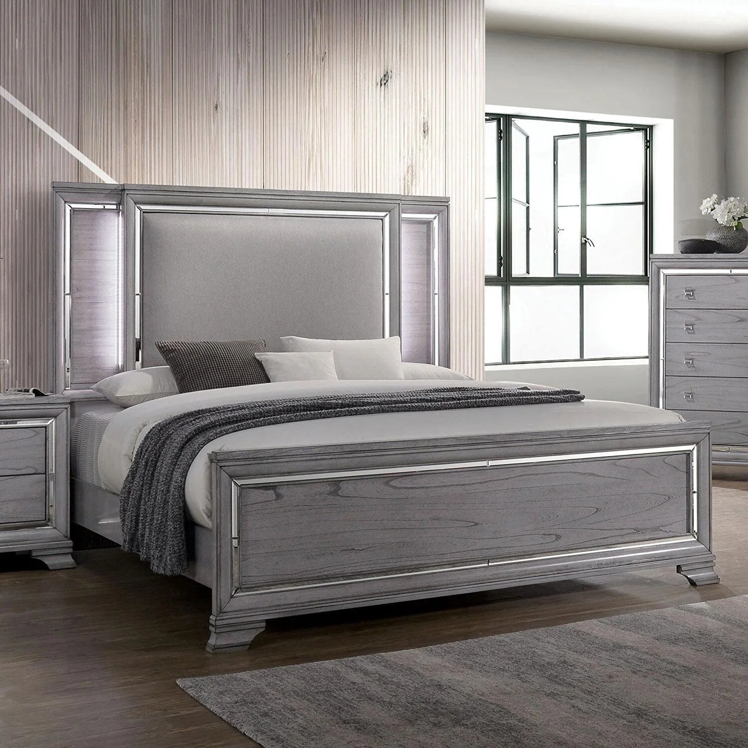 Light Gray Solid Wood Queen Bedroom Set 6pcs B31844