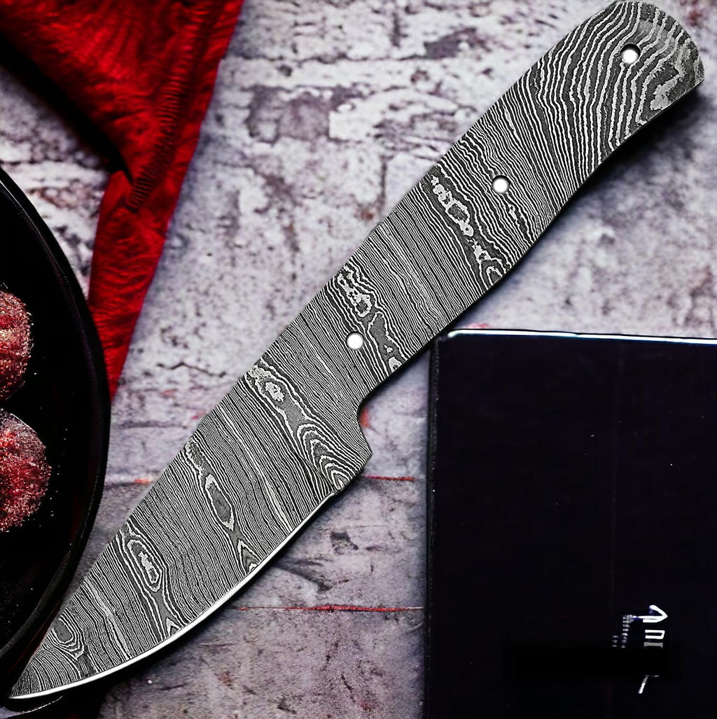 Damascus steel Full Tang Blank Blade Knife O840887