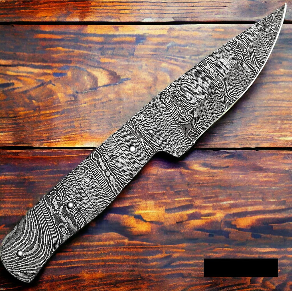 Damascus steel Full Tang Blank Blade Knife O840887