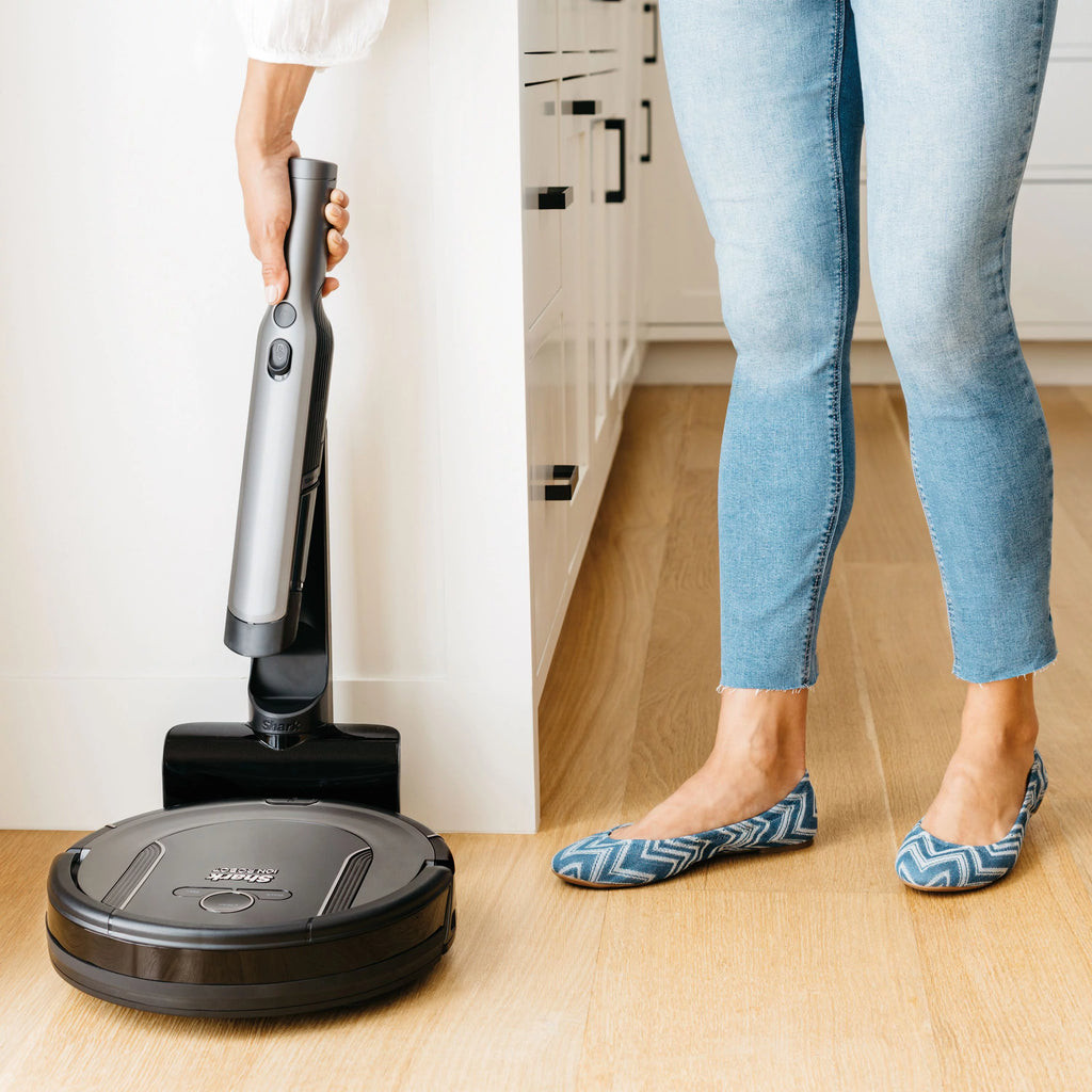 Robot Vacuum with Detachable Hand Vacuum P63902