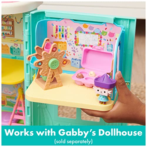15 Piece Dollhouse with Toy Figures, Furniture, Accessories and Sounds L60729