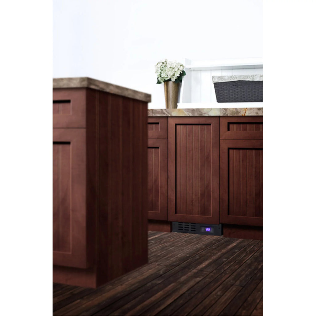 15" wide frost-free freezer with integrated door frame X487