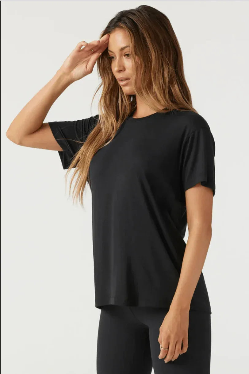 Casual Black Boyfriend Shirt for Women – Soft Cotton Relaxed Tee
